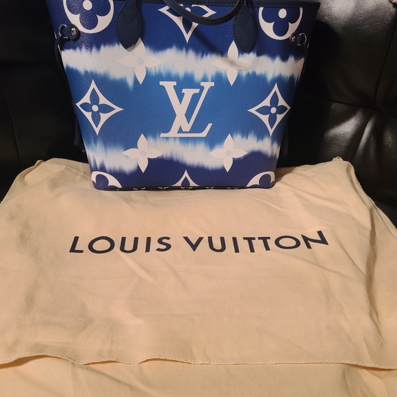 ❌SOLD ❌Louis vuitton Neverfull Mm escale BLUE - Picture 9 of 9